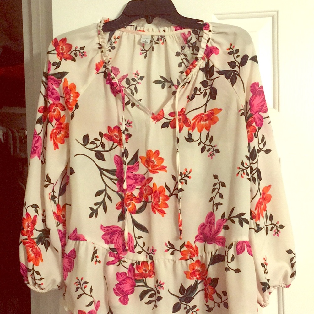 Floral top